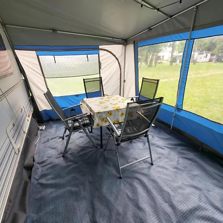 Kemping Przyczepa Campingowa Grzybowo