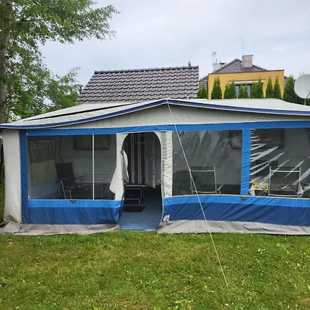 Kamp alanı Przyczepa Campingowa Grzybowo (West Pomeranian)