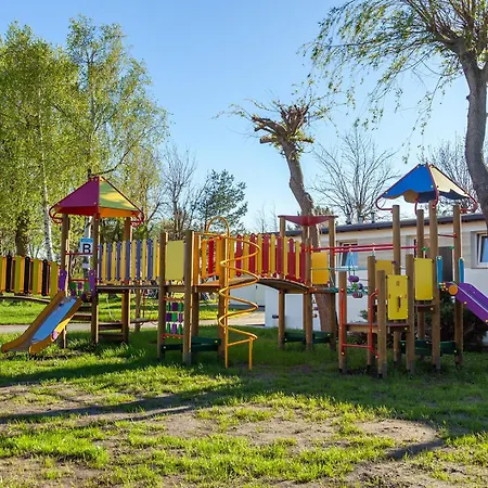 Przyczepa Campingowa Campingplatz Grzybowo (West Pomeranian)